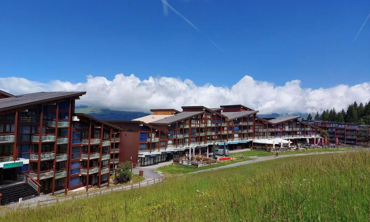 Photo of Outdoor in Arc-1800