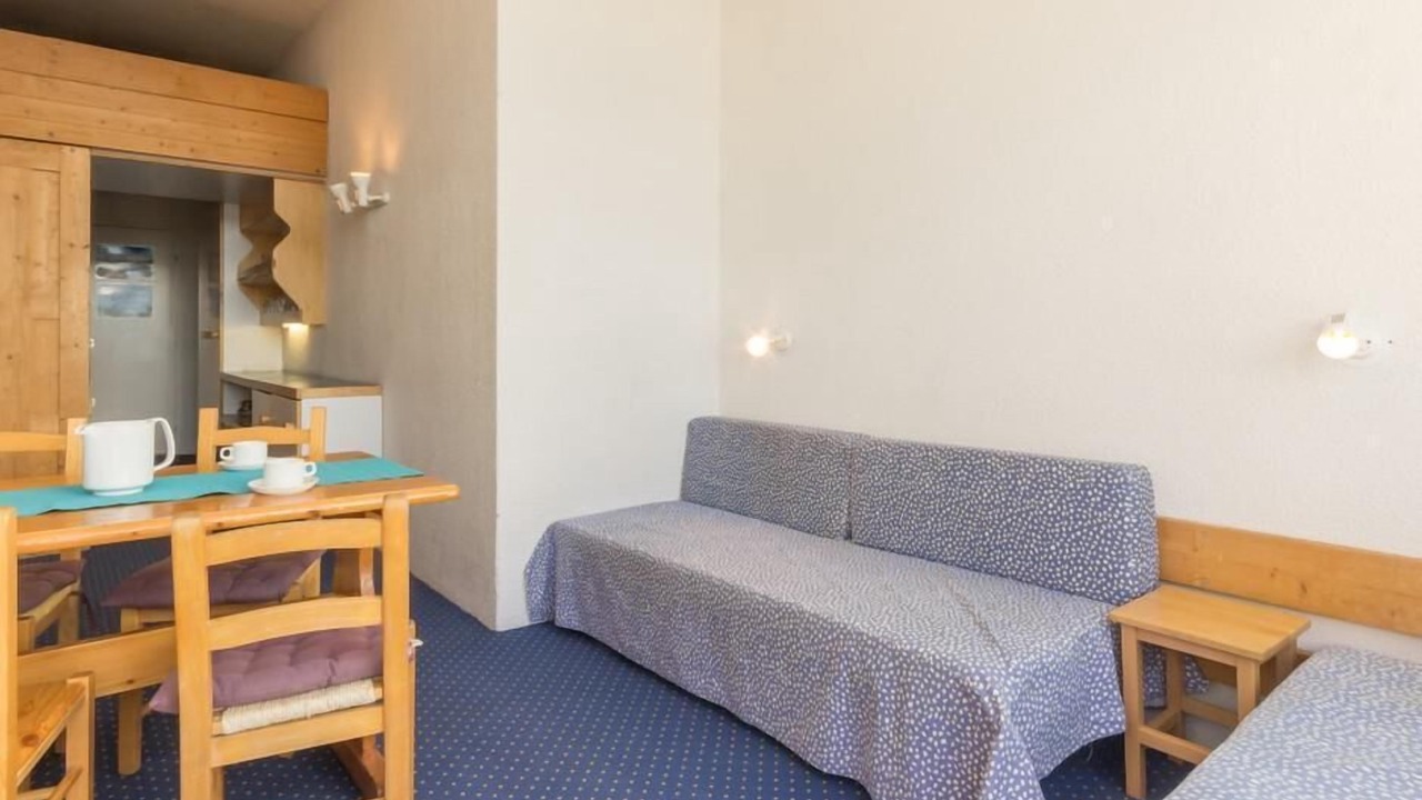 Photo of Livingroom in Arc-1800