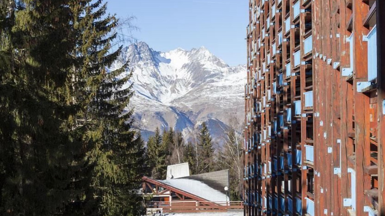 Photo of Outdoor in Arc-1800