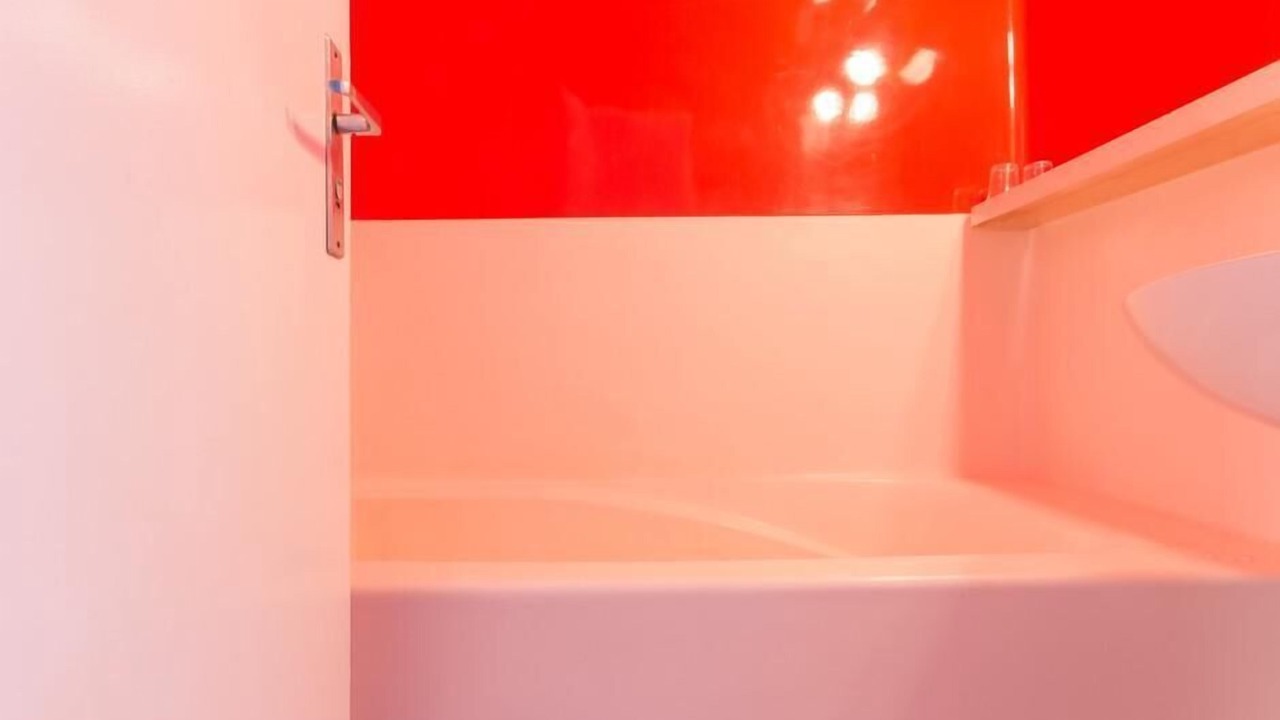 Photo of Bathroom in Arc-1800
