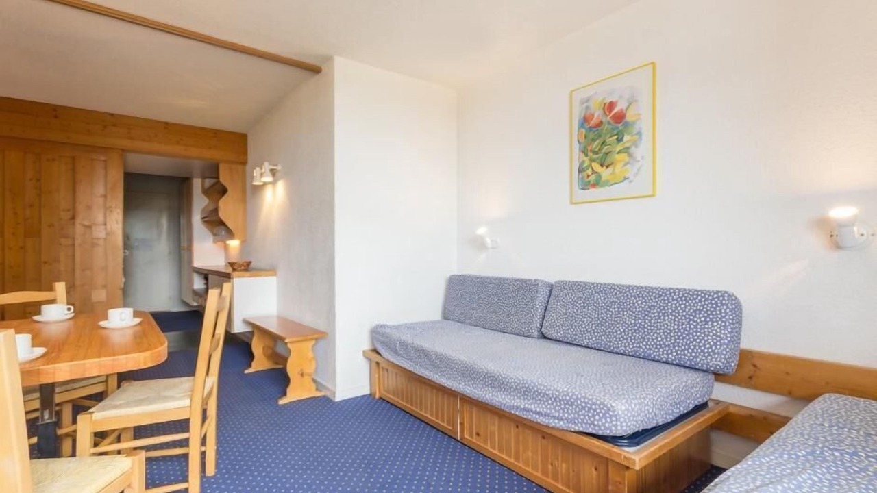 Photo of Livingroom in Arc-1800