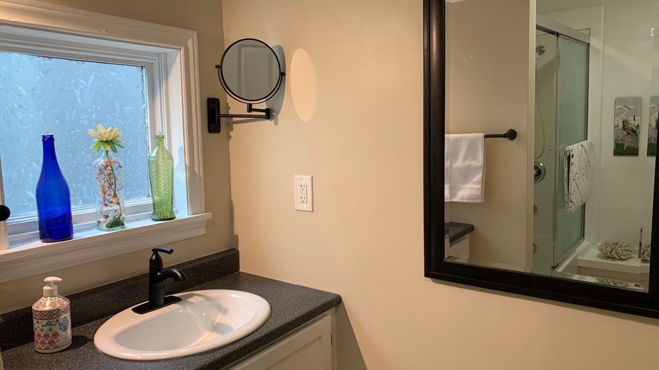 Photo of Bathroom in North End