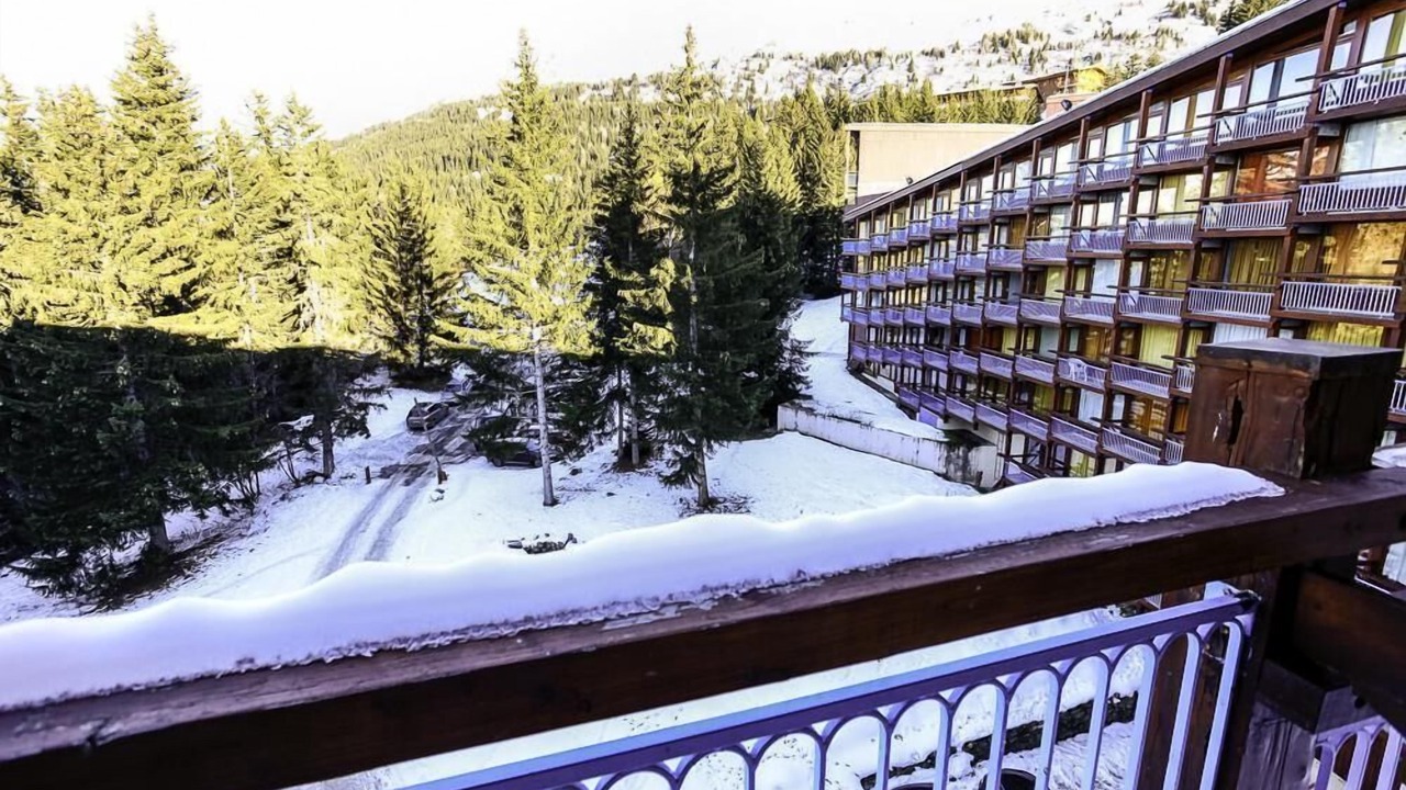 Photo of Outdoor in Arc-1800