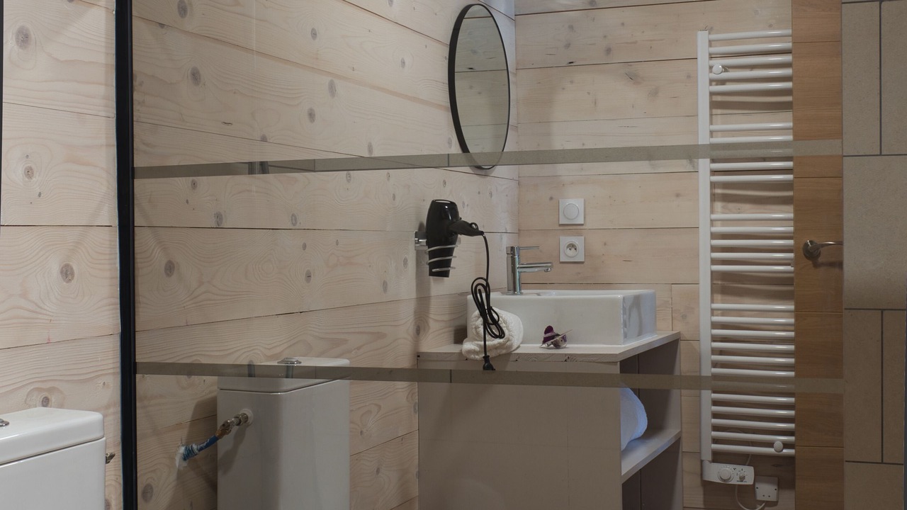 Photo of Bathroom in Quillan