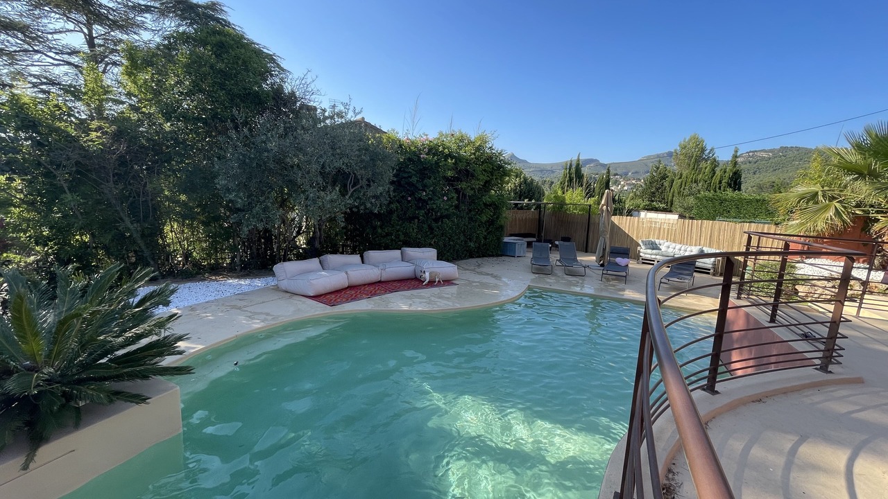 Photo of Outdoor in Les Camoins