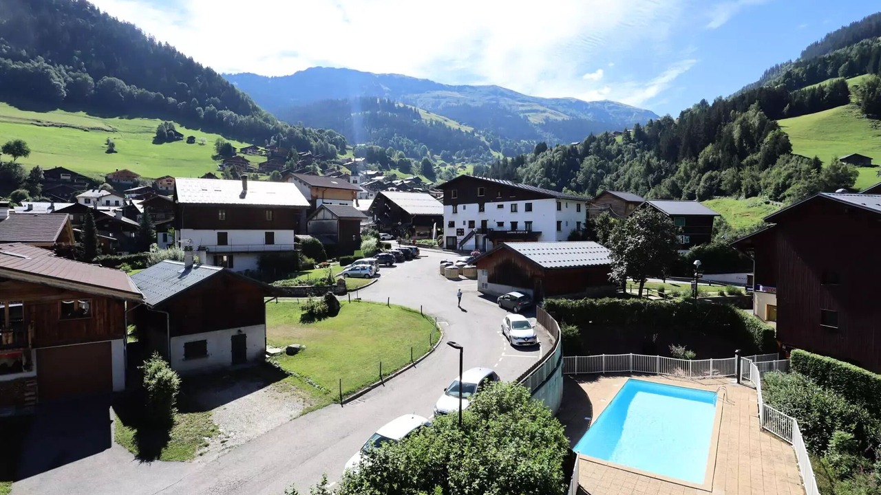 Photo of Others in Areches