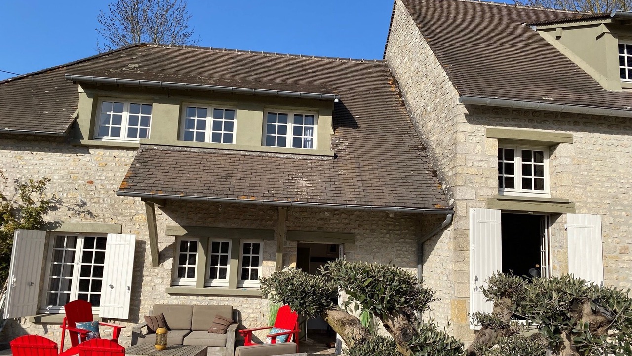 Photo of Outdoor in Yevre-le-Chatel