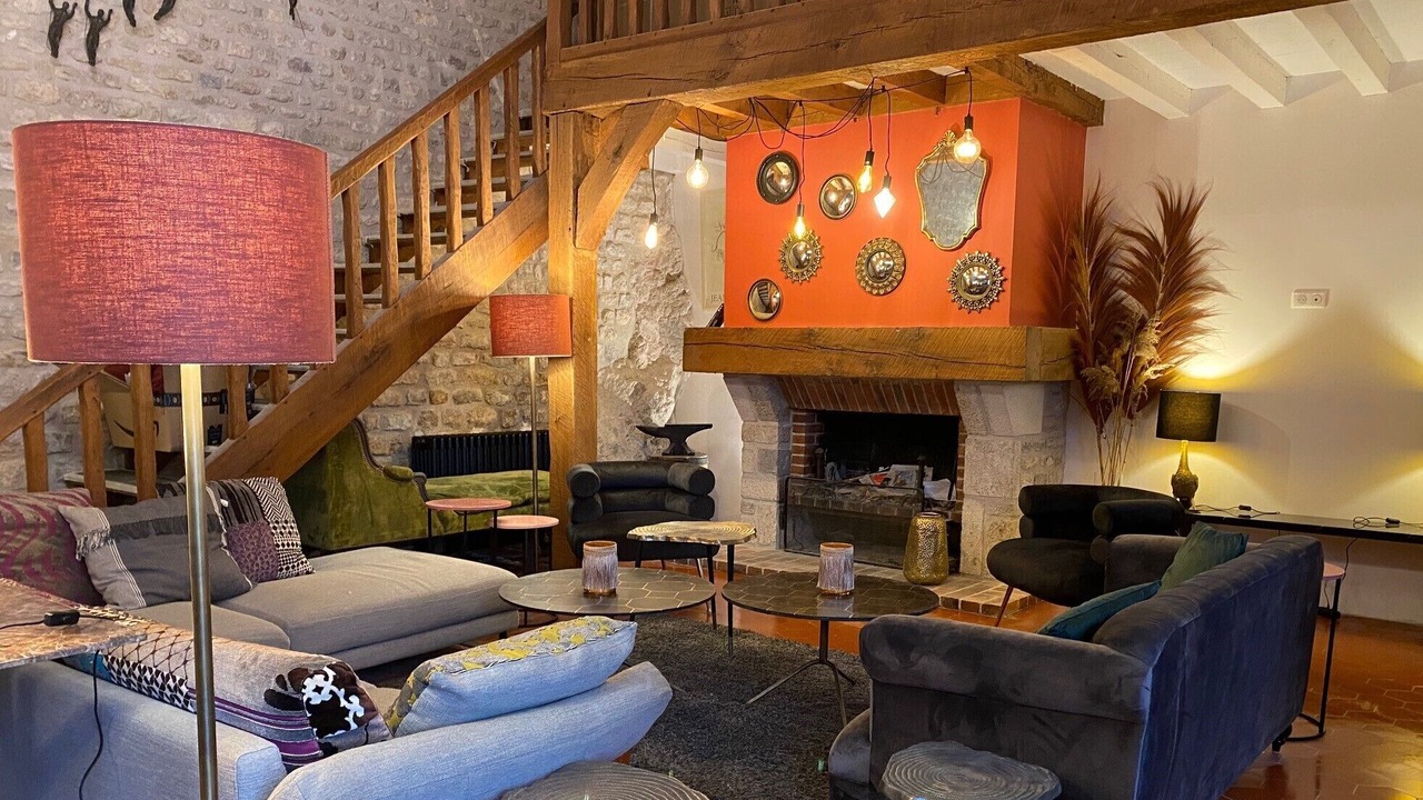 Photo of Livingroom in Yevre-le-Chatel