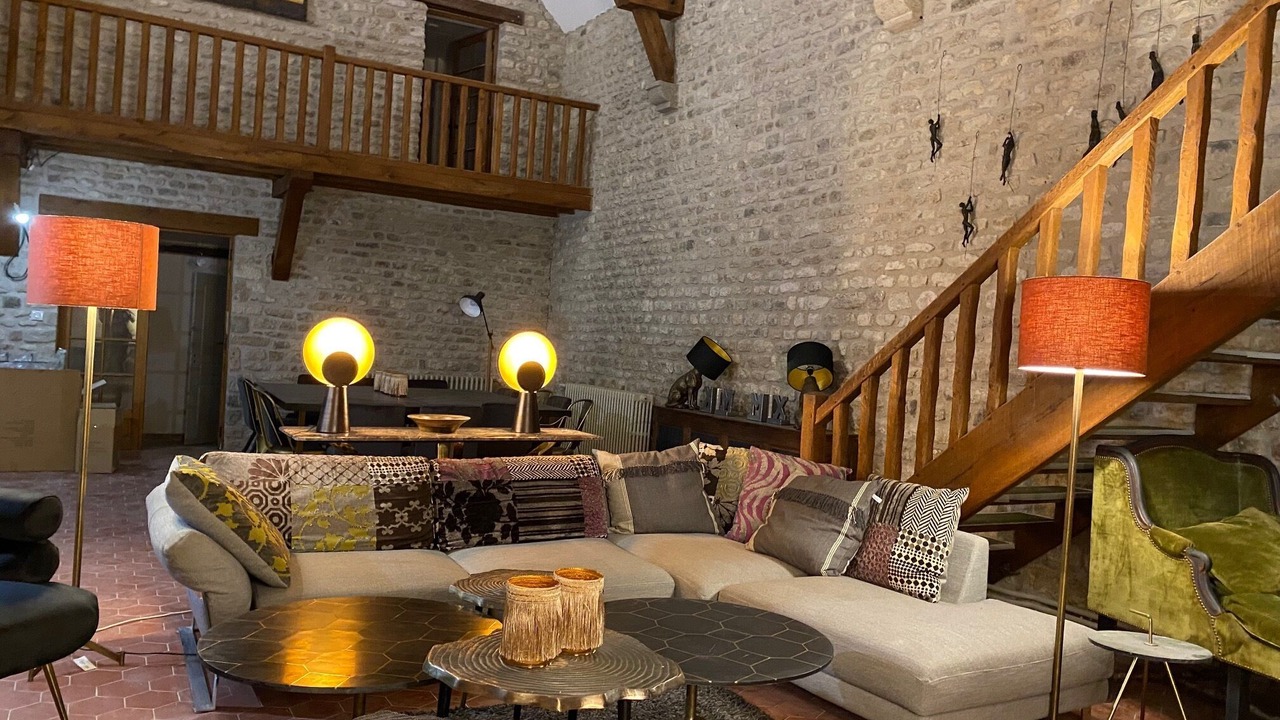 Photo of Livingroom in Yevre-le-Chatel