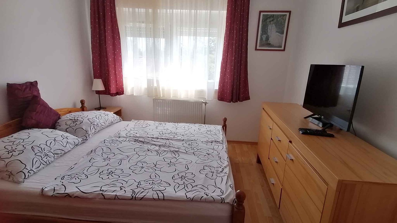 Photo of Bedroom in Zamardi
