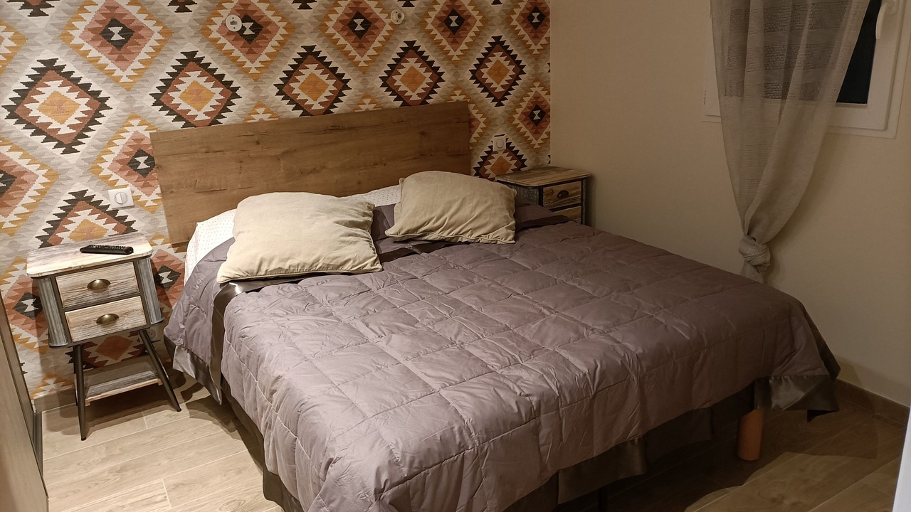 Photo of Bedroom in Entraigues-sur-la-Sorgue