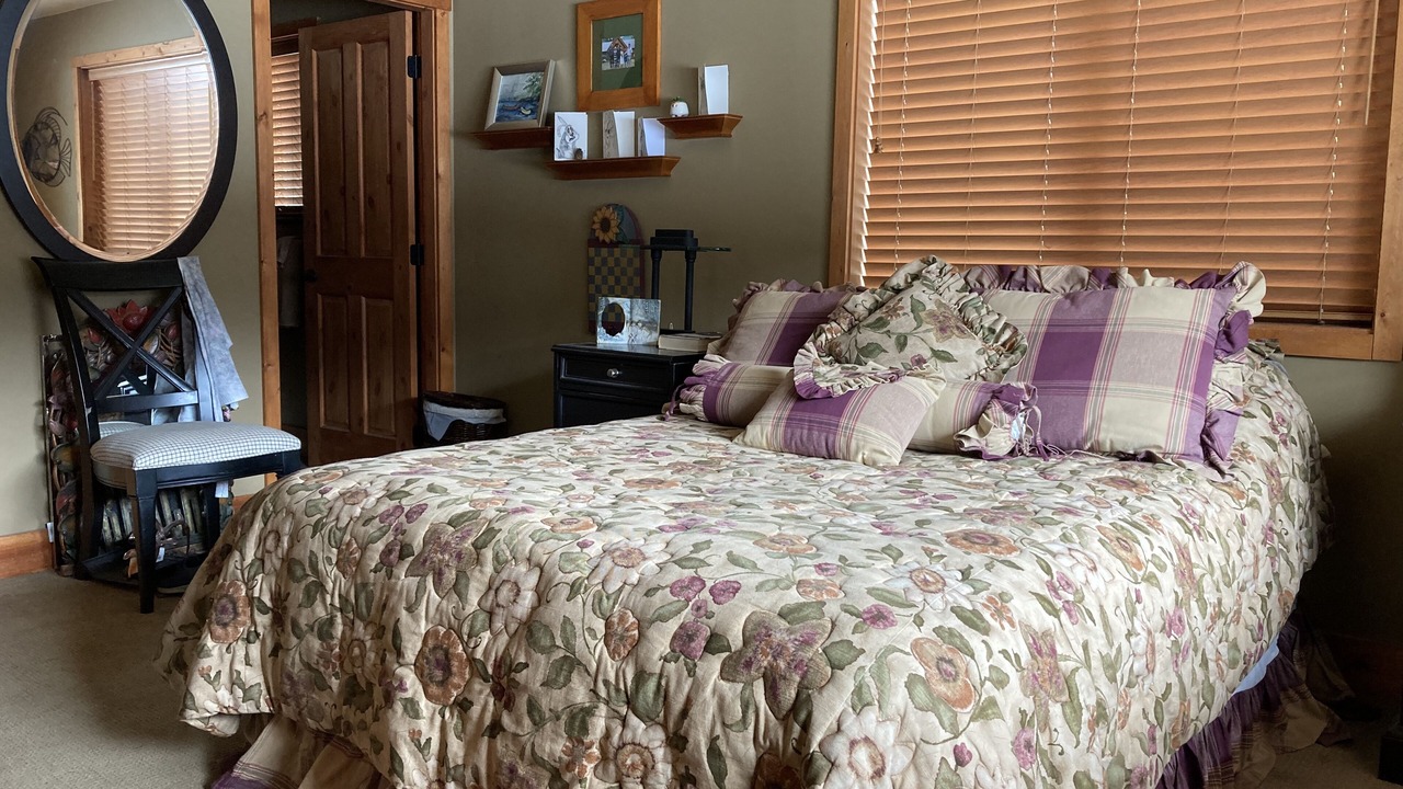 Photo of Bedroom in Kamloops