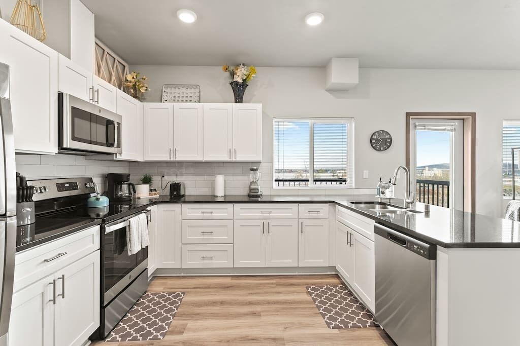 Photo of Kitchen in South Perry District