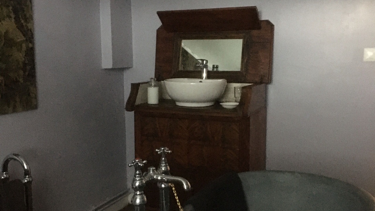 Photo of Bathroom in Montbray