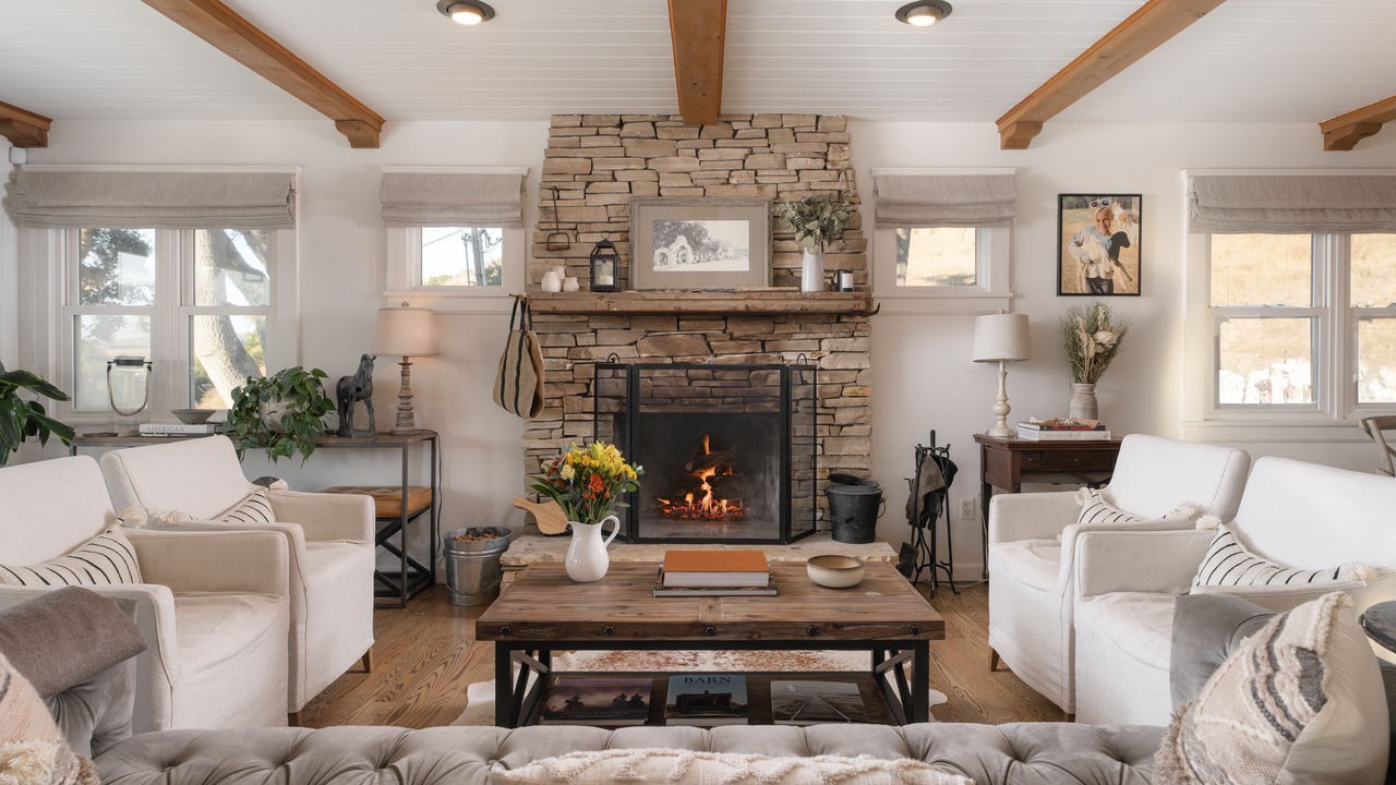 Photo of Livingroom in Lompoc