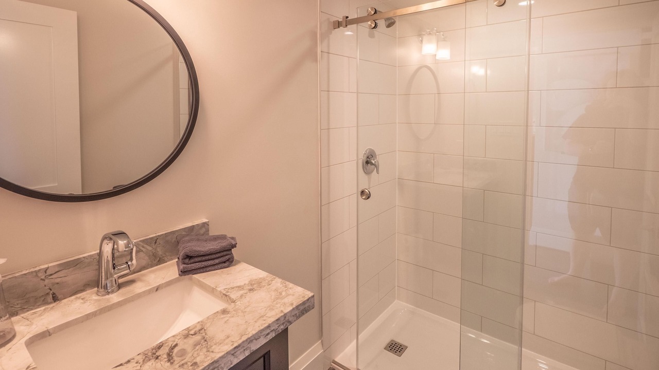 Photo of Bathroom in Gravenhurst