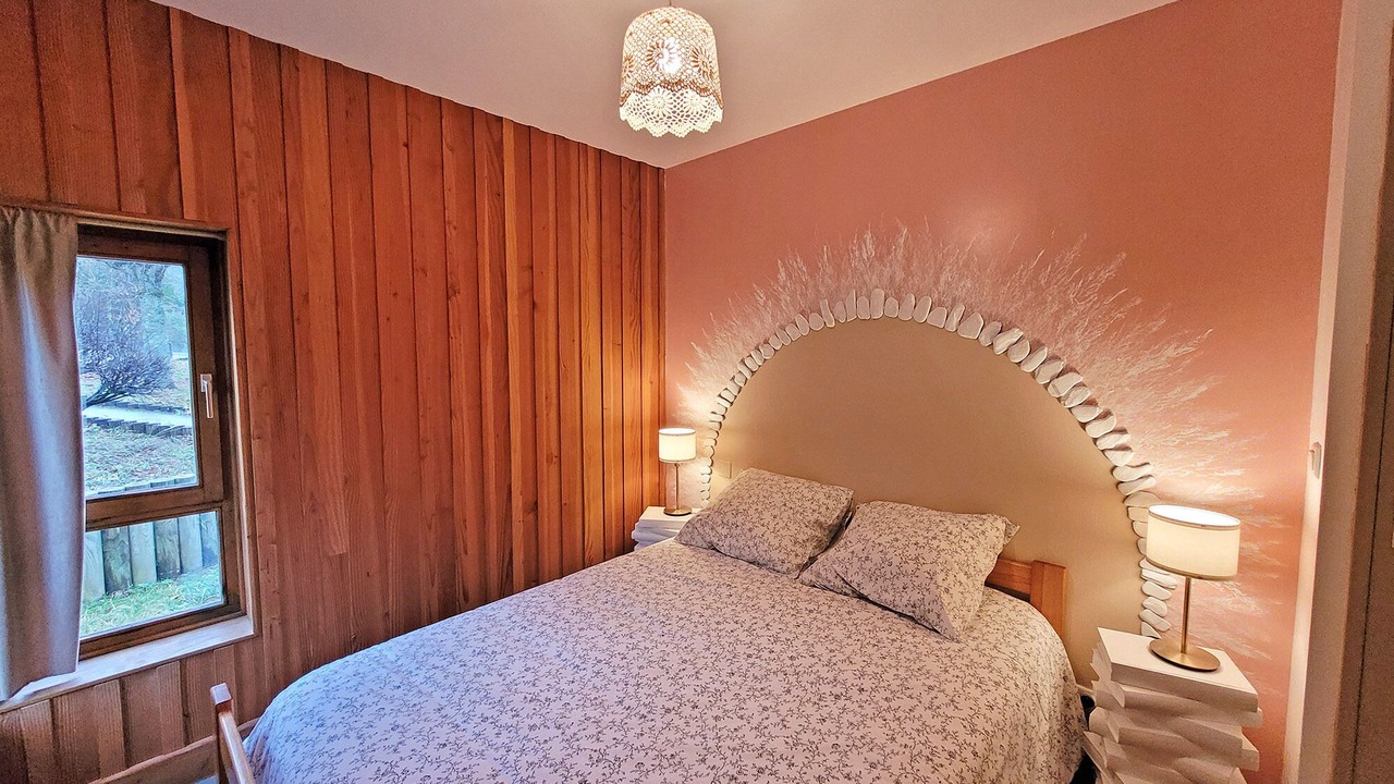 Photo of Bedroom in Alzon