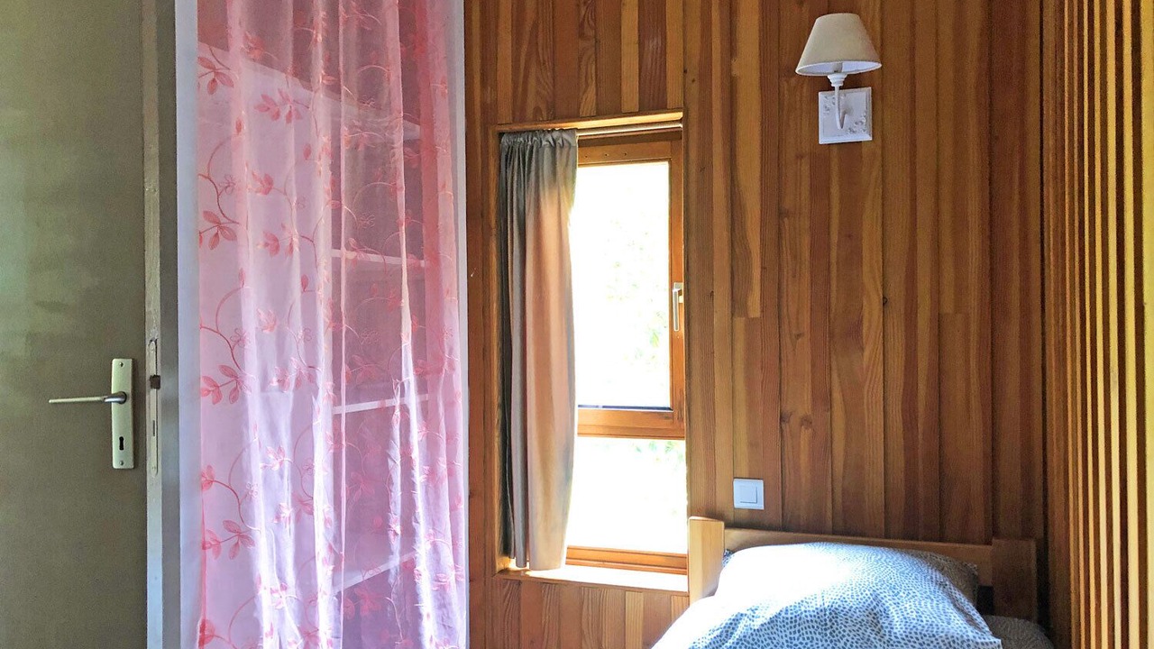 Photo of Bedroom in Alzon