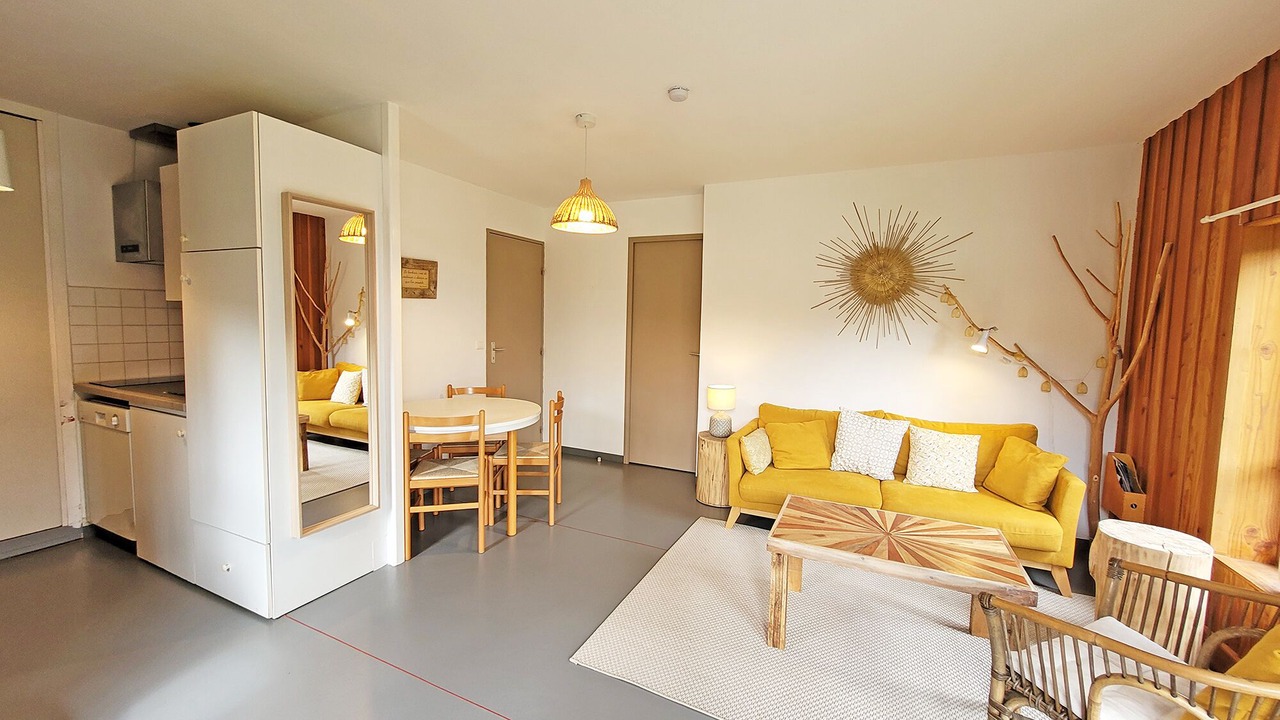 Photo of Livingroom in Alzon