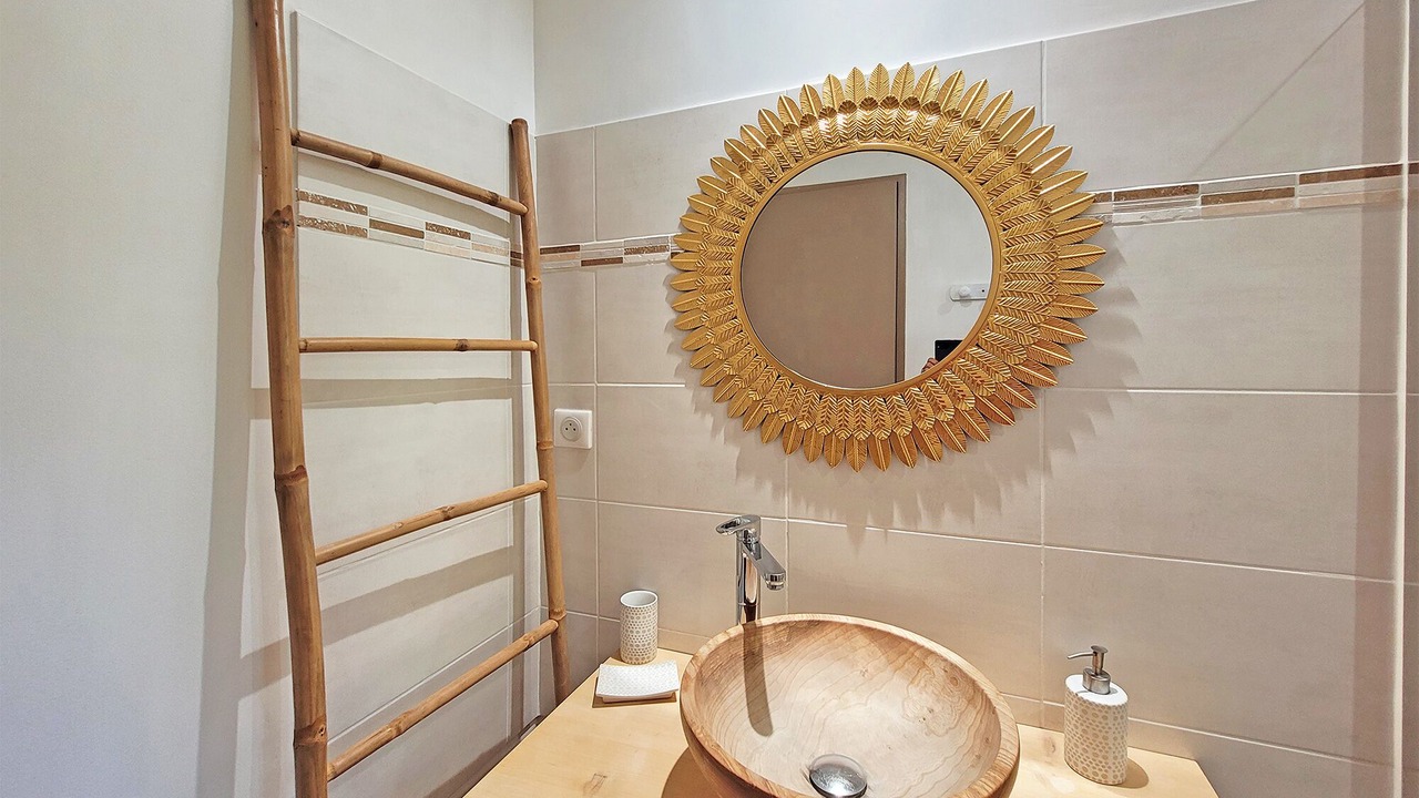 Photo of Bathroom in Alzon