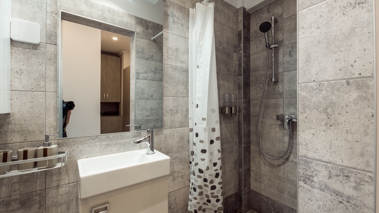 Photo of Bathroom in Militari