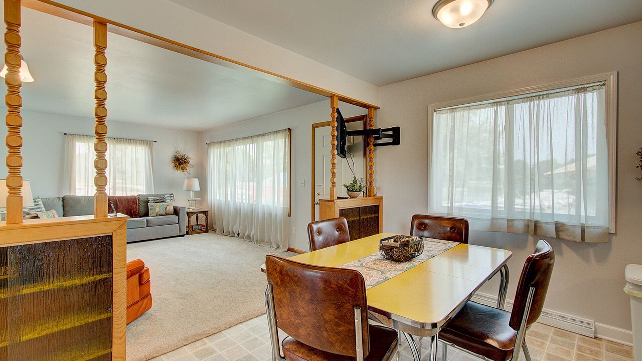 Photo of Livingroom in Juneau