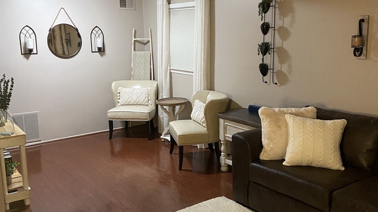 Photo of Livingroom in Clarkston