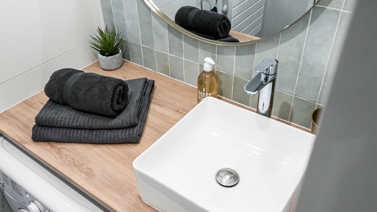 Photo of Bathroom in Opera