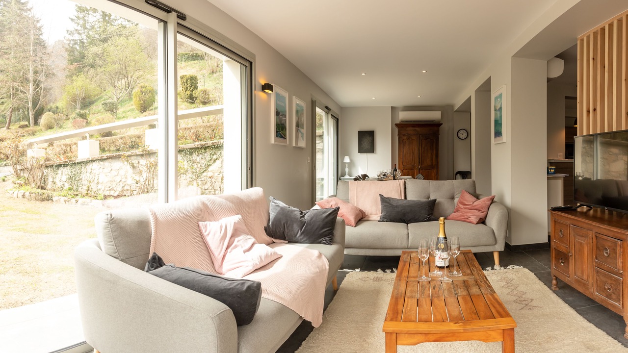 Photo of Livingroom in Cauterets
