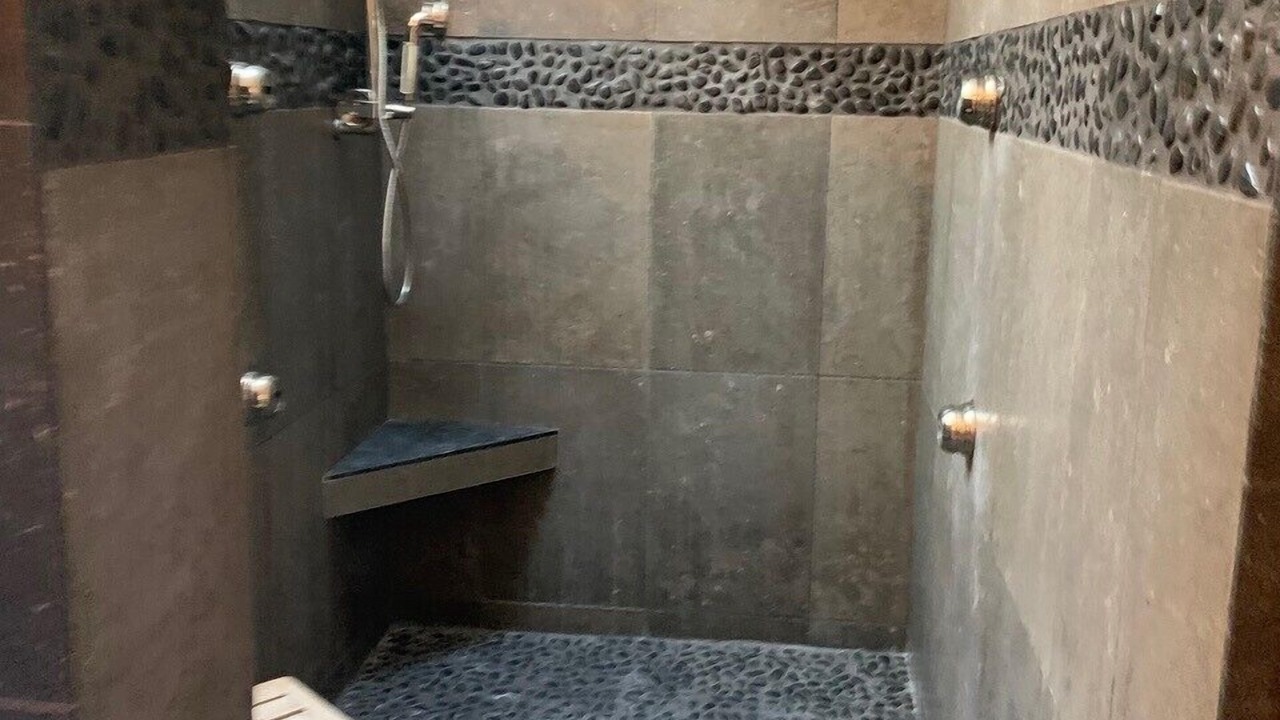 Photo of Bathroom in Emigrant