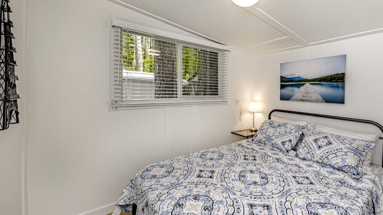 Photo of Bedroom in Cultus Lake