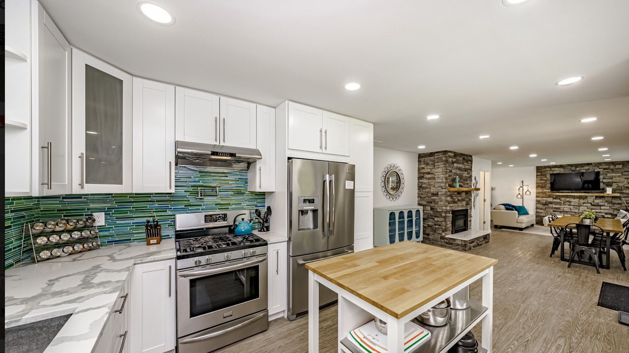 Photo of Kitchen in Cultus Lake