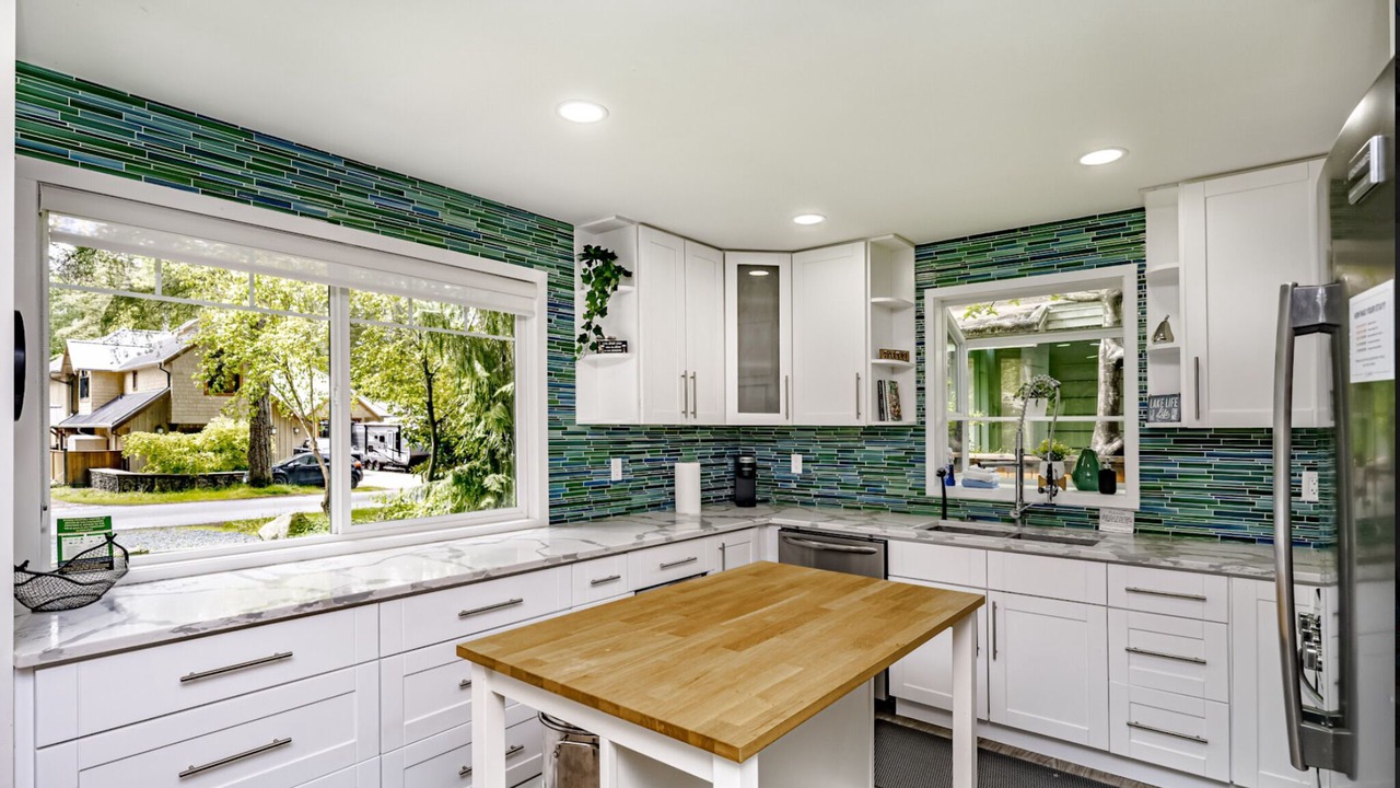 Photo of Kitchen in Cultus Lake