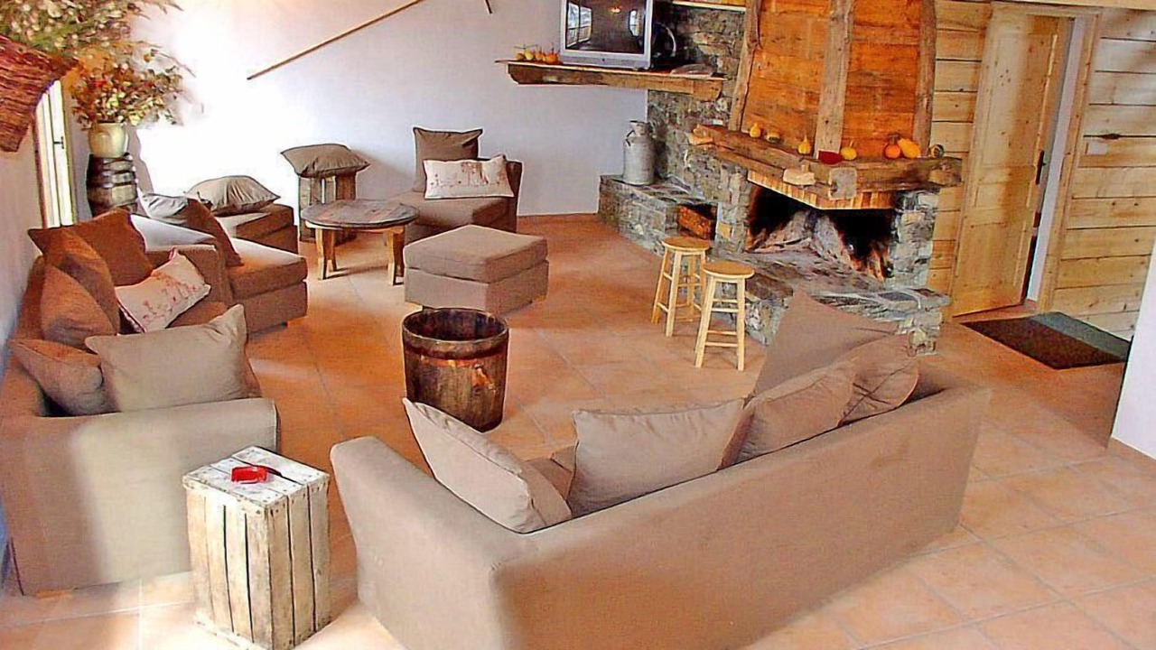 Photo of Livingroom in Praranger