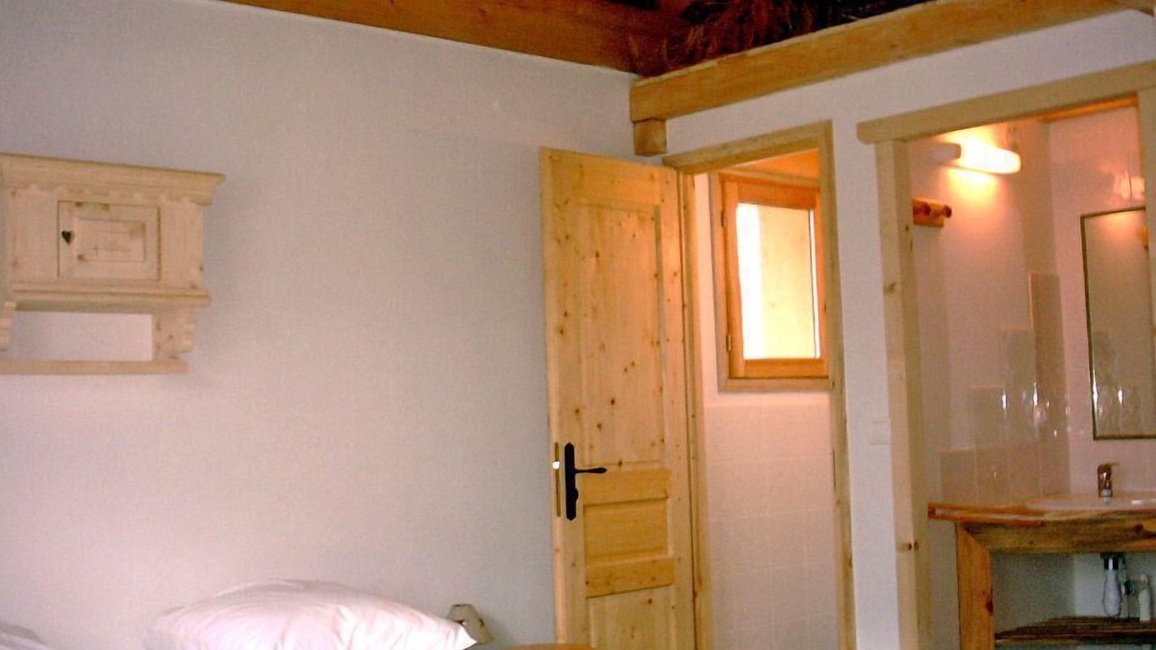 Photo of Bathroom in Praranger