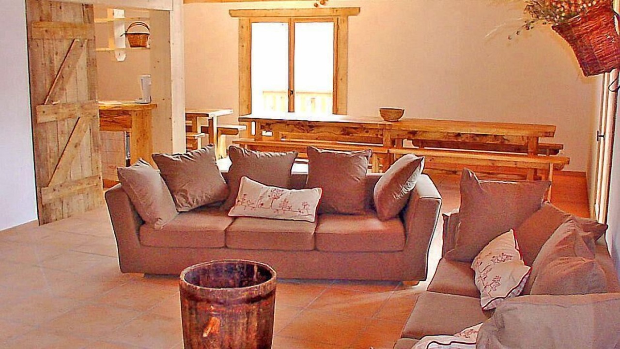 Photo of Livingroom in Praranger