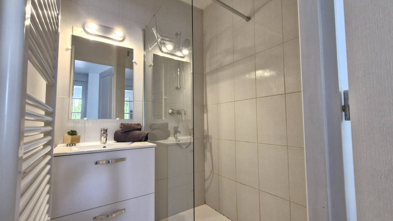 Photo of Bathroom in Royan