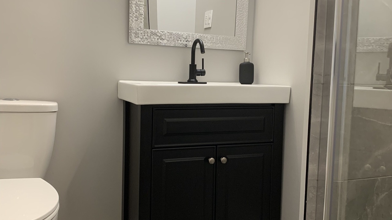 Photo of Bathroom in Azilda
