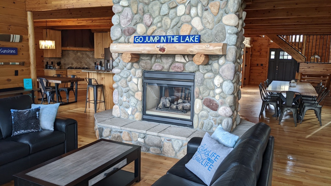 Photo of Livingroom in Howell