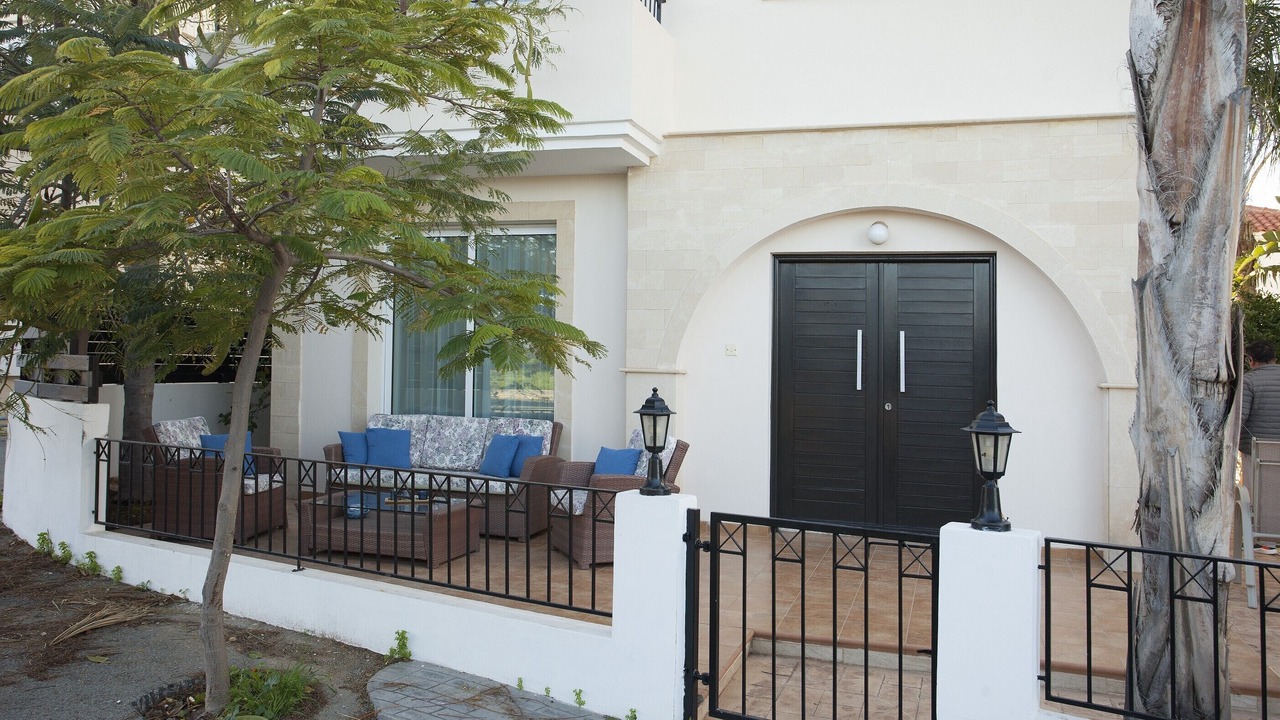 Photo of Patio Balcony in Pernera