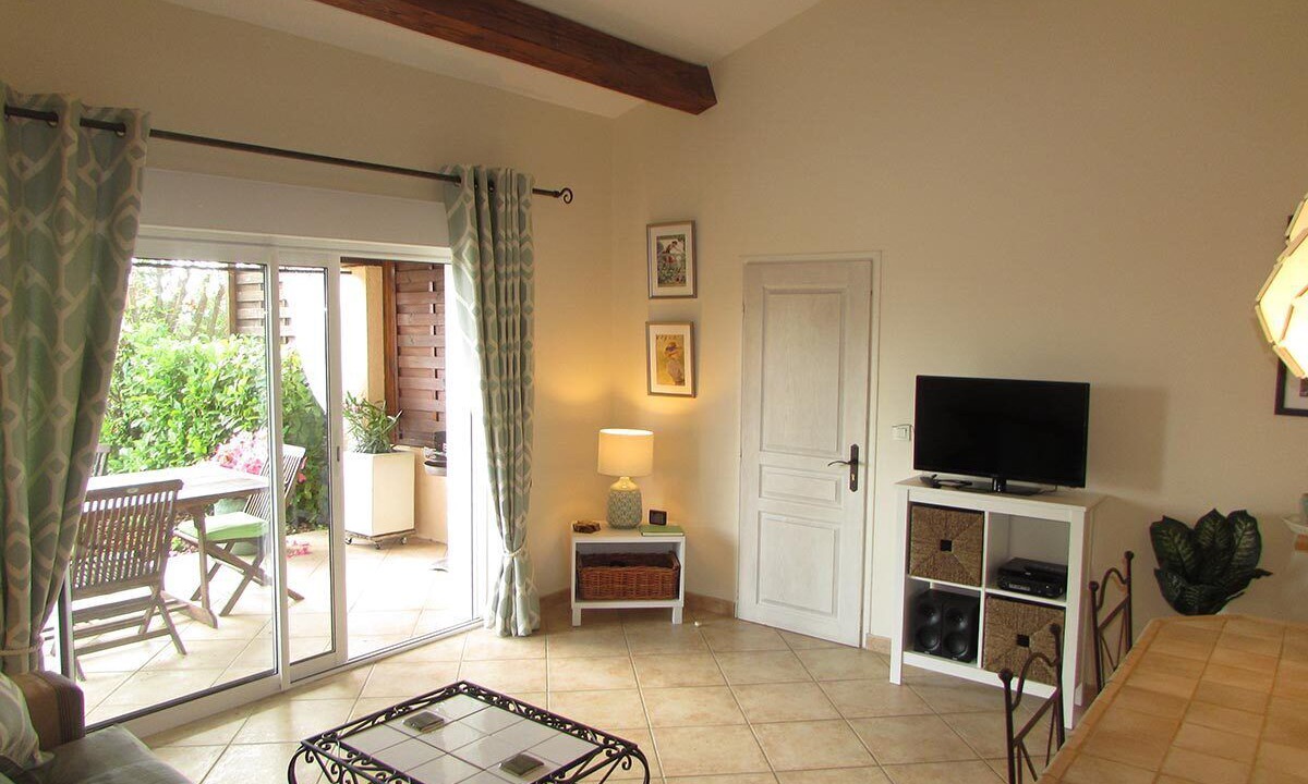 Photo of Livingroom in Barjac