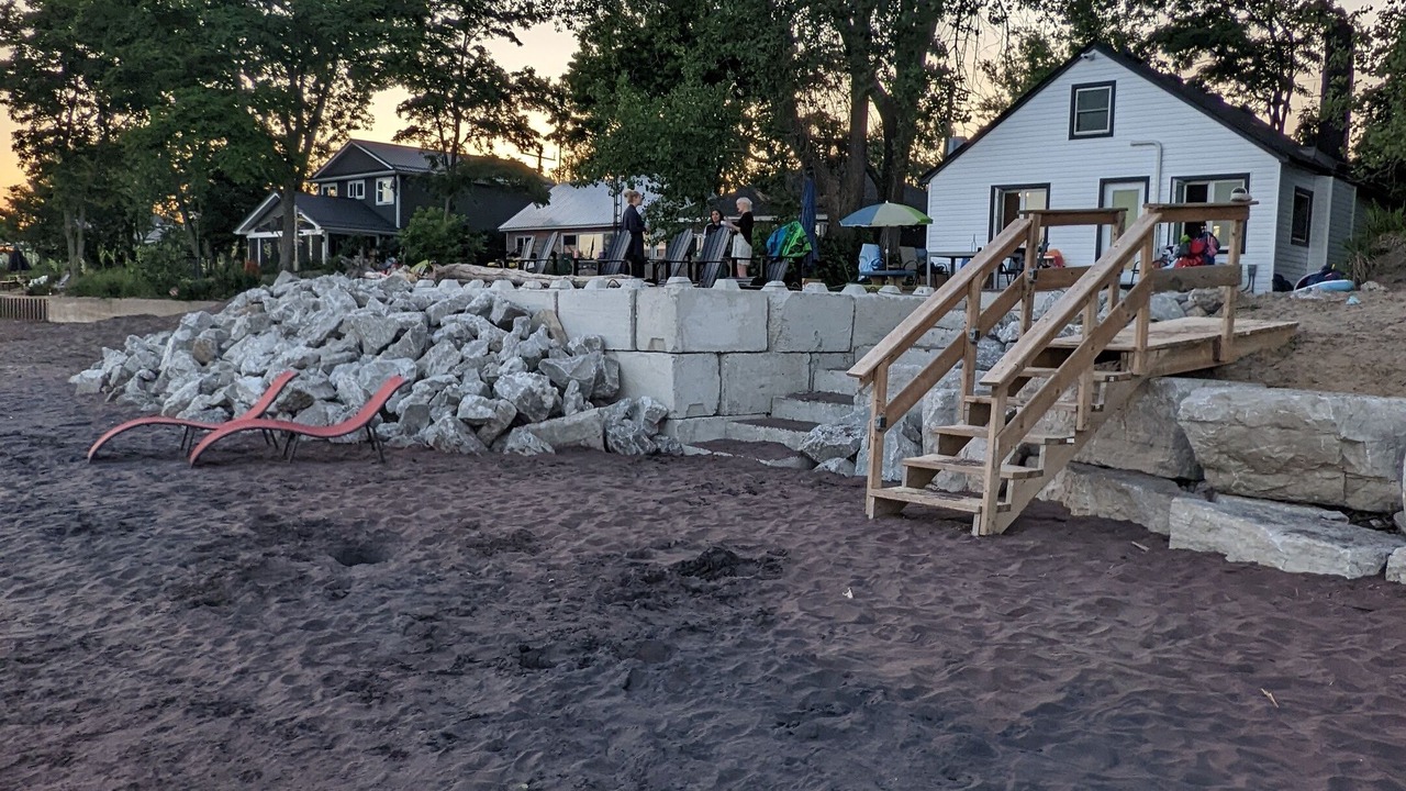 Photo of Others in Long Point
