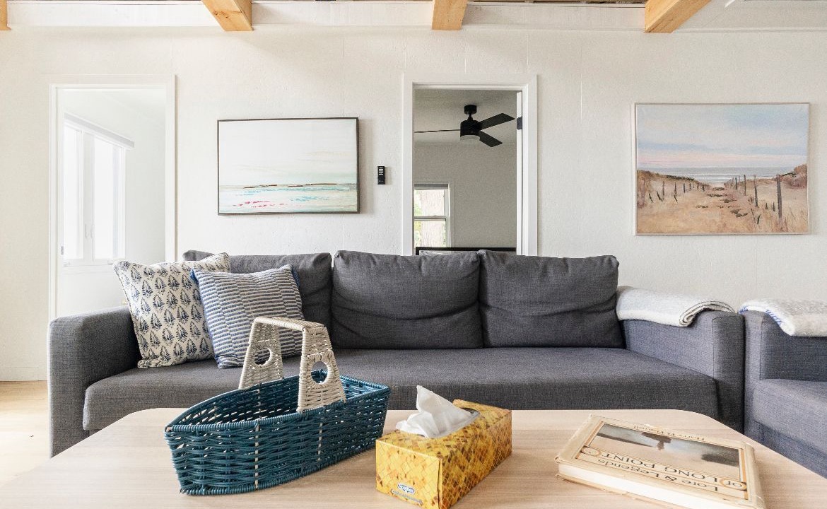 Photo of Livingroom in Long Point