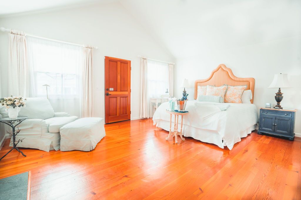 Photo of Bedroom in Calistoga