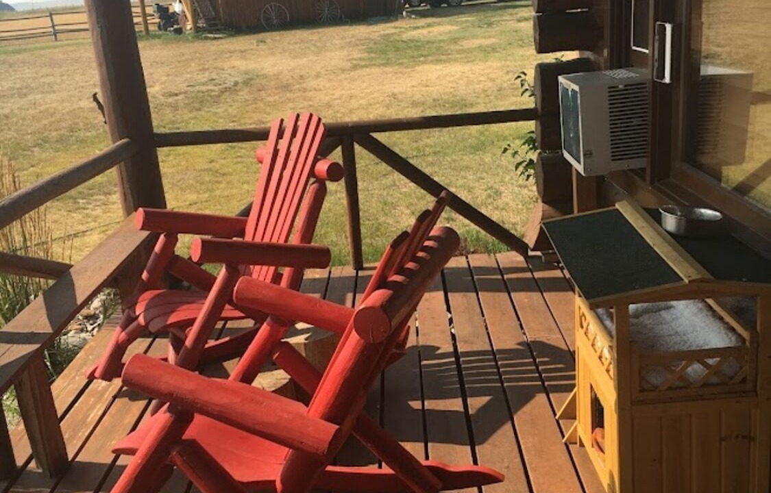 Photo of Patio Balcony in Shining Mountains