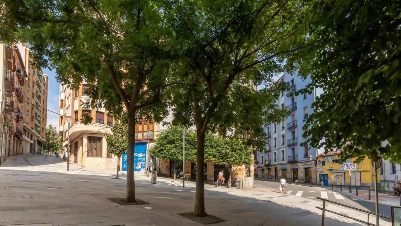 Photo of Others in Bilbao la Vieja