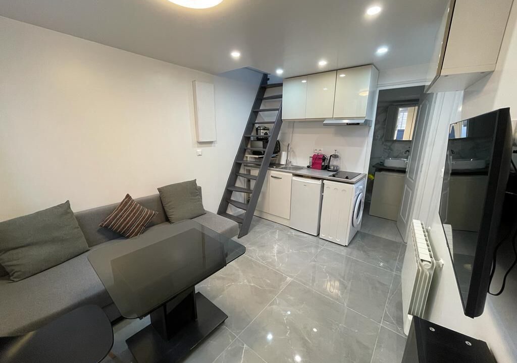Photo of Livingroom in Parc-de-Montsouris