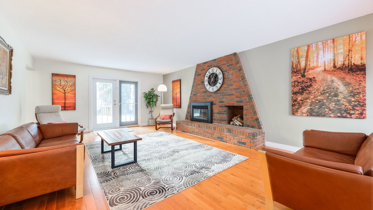 Photo of Livingroom in West Edmonton