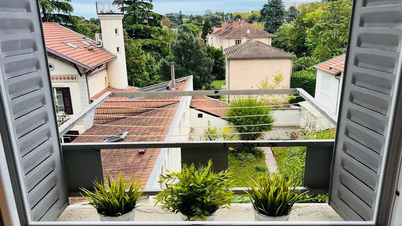 Photo of Others in Feuillat Desgenettes