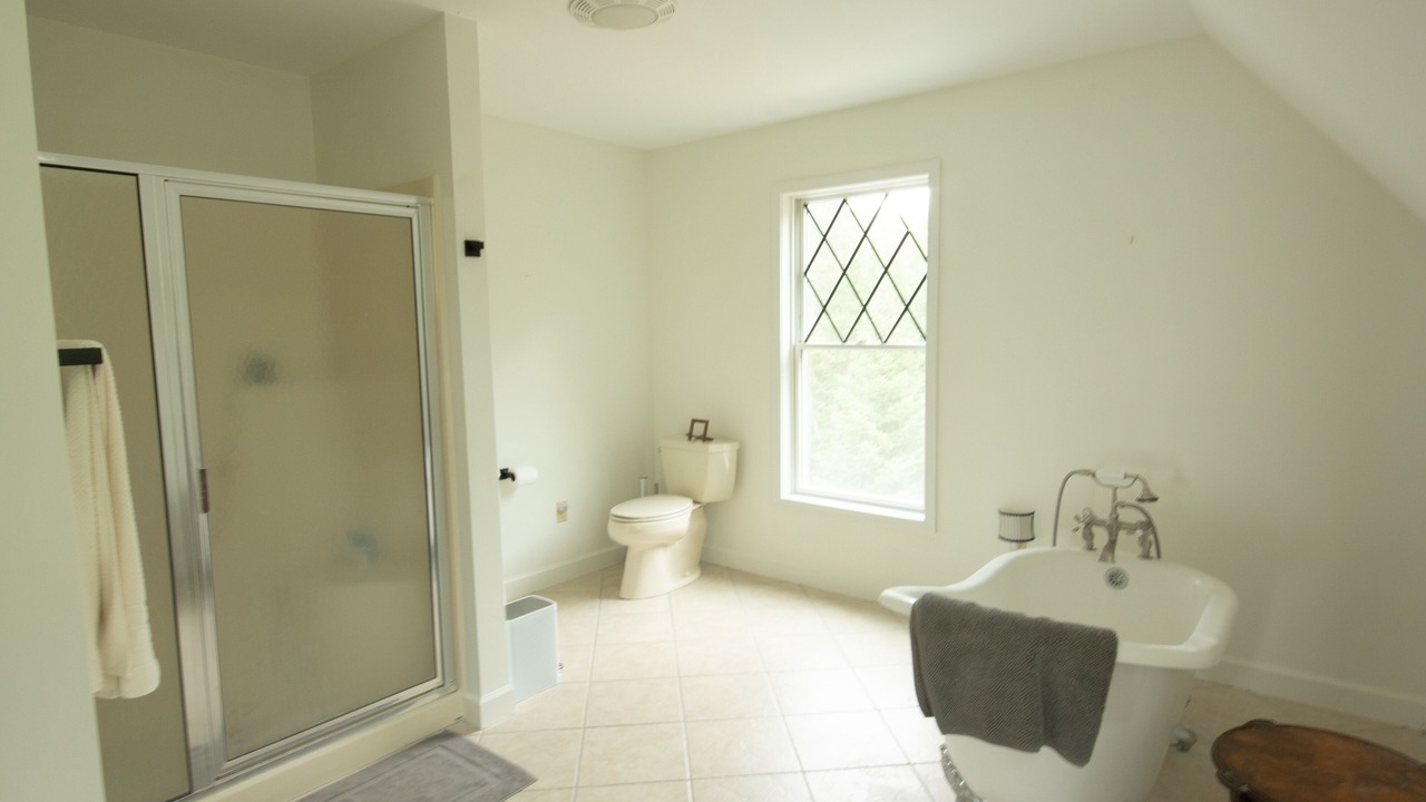 Photo of Bathroom in Beaver Island
